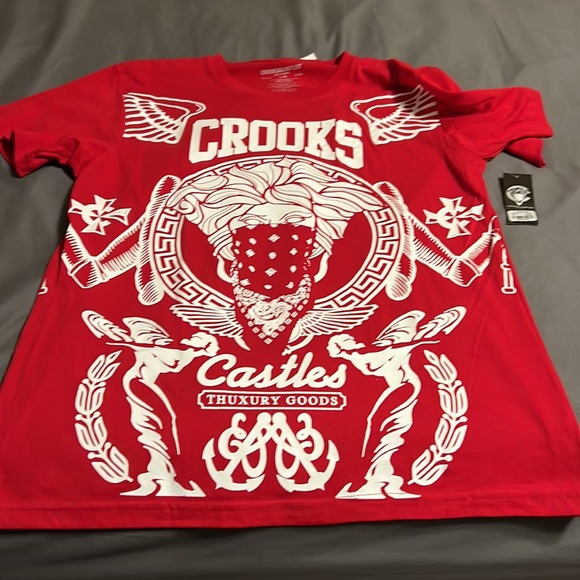 BNWT Crooks & Castles Young Mens Large Tee Red White, Retails for $38, Now $20 - Picture 5 of 6
